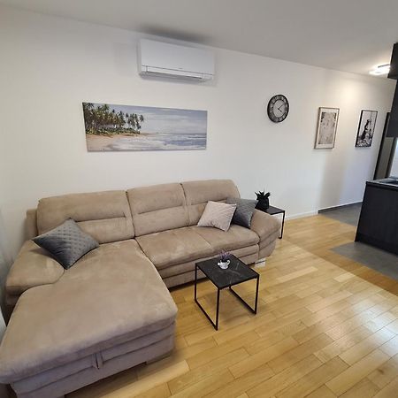 Luxury Apartment Petra Спліт Екстер'єр фото