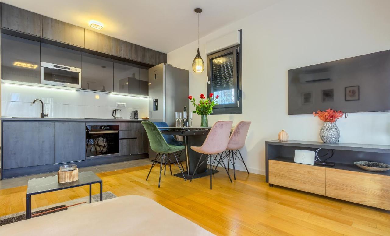 Luxury Apartment Petra Спліт Екстер'єр фото