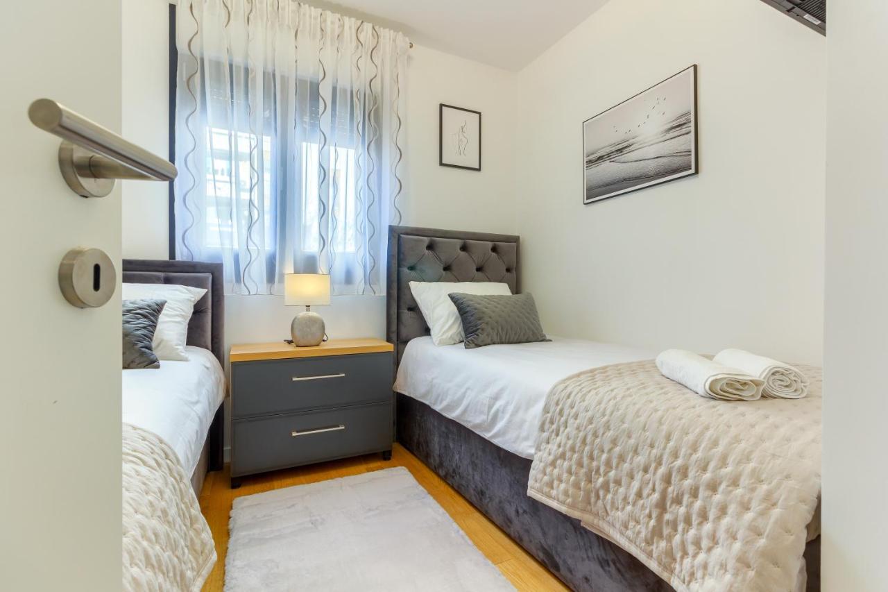 Luxury Apartment Petra Спліт Екстер'єр фото