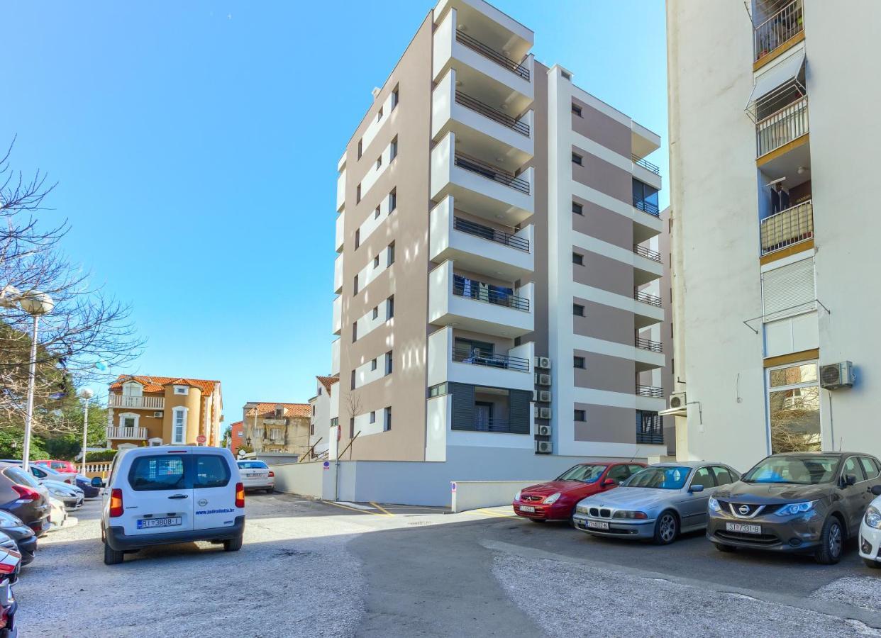 Luxury Apartment Petra Спліт Екстер'єр фото