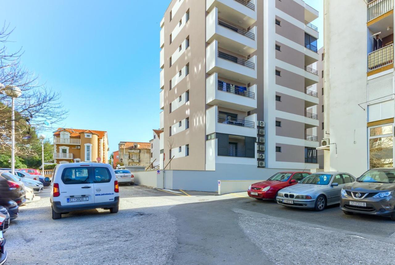 Luxury Apartment Petra Спліт Екстер'єр фото