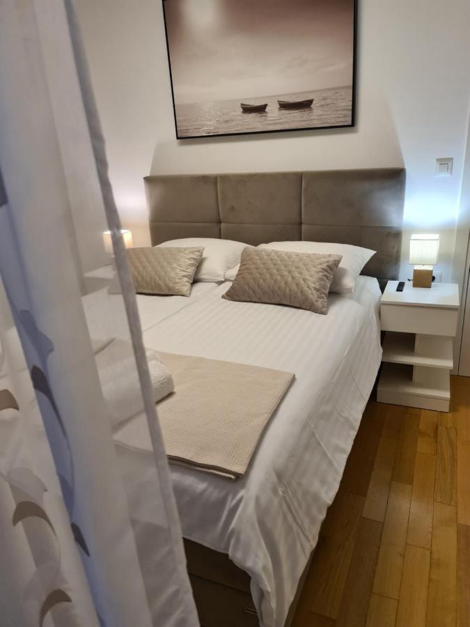 Luxury Apartment Petra Спліт Екстер'єр фото